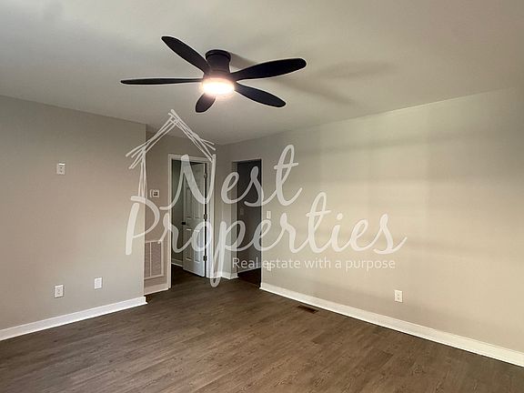 3rd image of 233 Cambridge Ave E #4