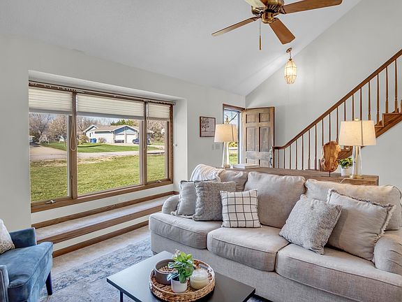 5th image of 3211 Hidden Meadow Dr