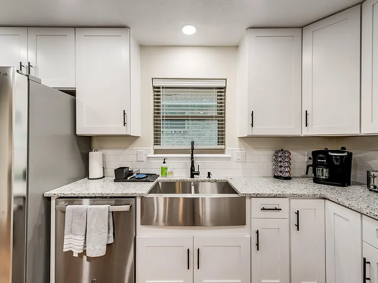 7754 Querida Ln — Photo 19