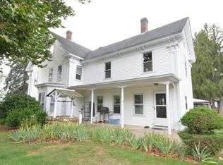 247 Pond St, Franklin, MA 02038