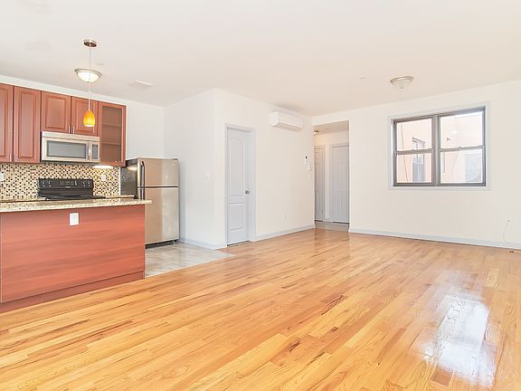 4th image of 217 Ocean Ave #C15