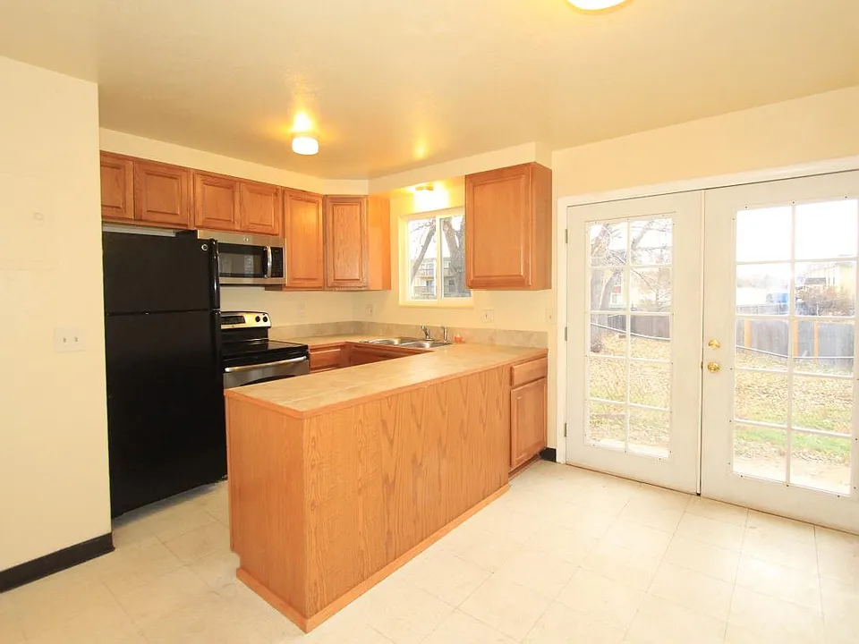 14133 E 22nd Pl