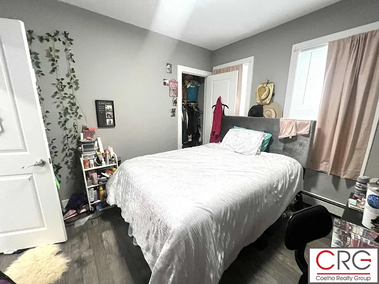 14 Vermont Ave #3 — Photo 32