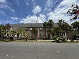 1951 N Market St, Jacksonville, FL
