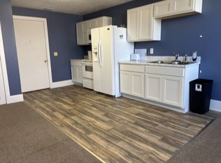 121 W Main St #115, Newcomerstown, OH 43832