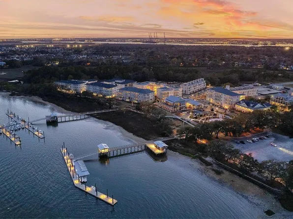 345 Longshore St #922, Daniel Island, SC 29492