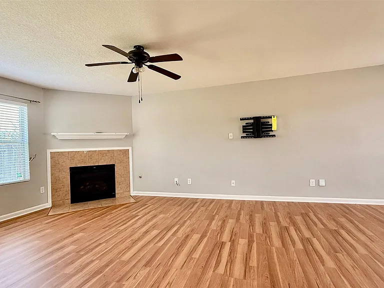 19503 Narcissus Brook Ln — Photo 6