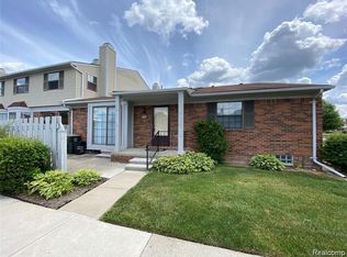 2101 Vine Way Dr APT 90, Canton, MI 48188