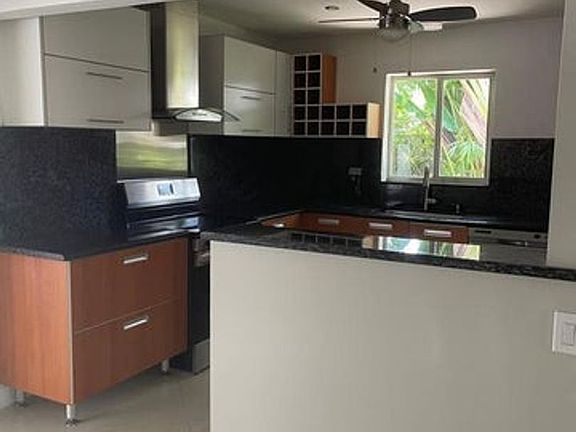 2nd image of 4411 NE 15th Way