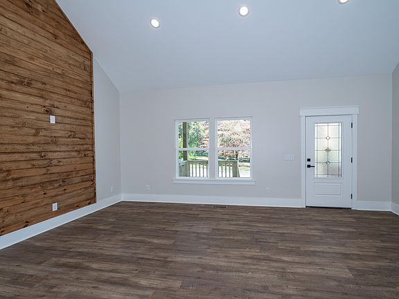 4th image of 505 McLemore St