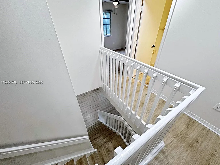 10341 SW 18th St — Photo 31