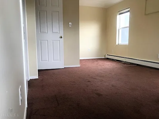 Rented by Hillel Realty Group | media 18