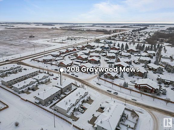 3rd image of 208 Graywood Mews