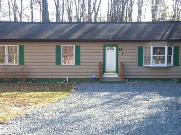 4124 Timber Ln, Tobyhanna, PA 18466