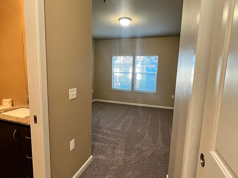 Encore Apartments — Photo 49