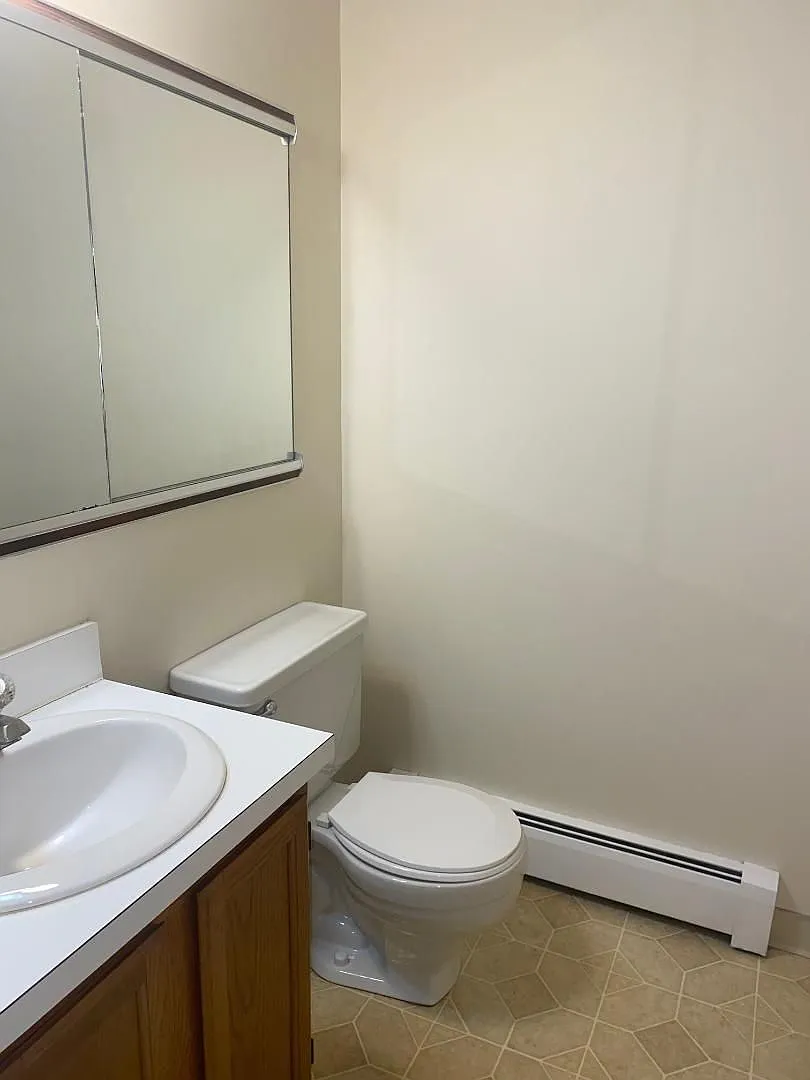 Woodmere Place — Photo 4
