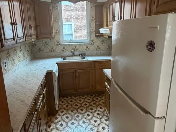 37 Courter Ave, Yonkers, NY
