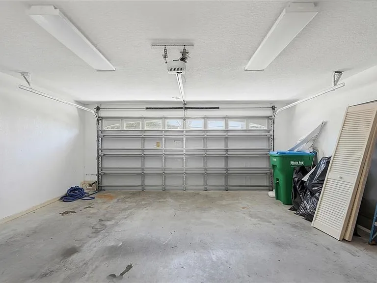 14510 Alejo Ct — Photo 30
