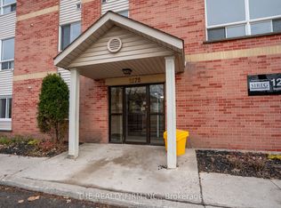 1275 Bentley Dr #310, London, ON N5V 4M4