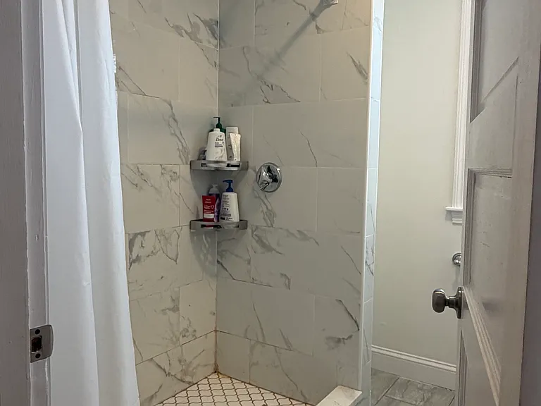 148 Washington St #2 — Photo 5