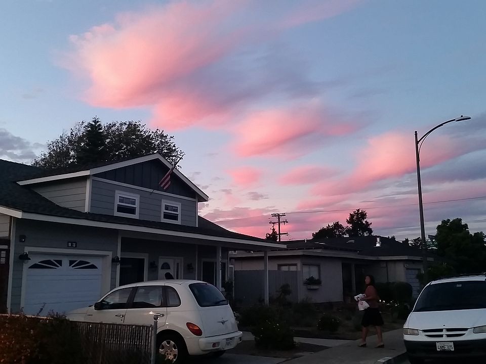 2nd image of 1433 Royal Ave