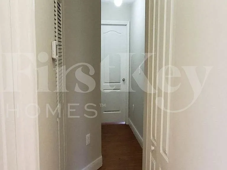 17655 SW 146th Ct — Photo 6