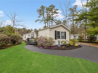 1 King Philip Rd, Coventry, RI 02816