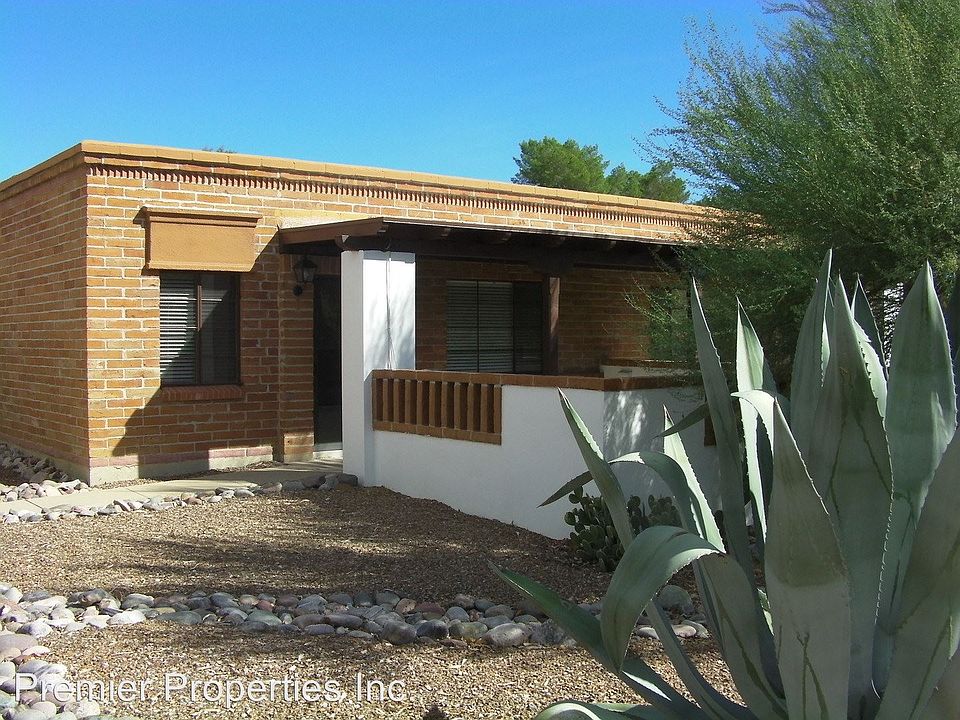 1st image of 506 W Camino Penasco
