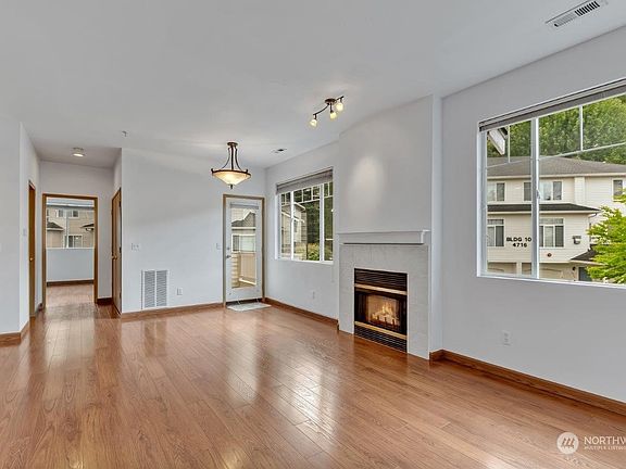 3rd image of 4714 Mill Pond Drive SE #414