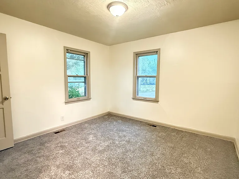 5430 E Pine St — Photo 7