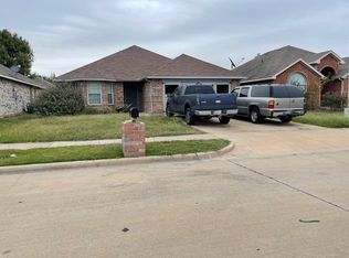 312 Creekside Way, Waxahachie, TX 75165