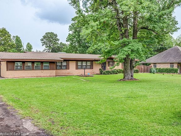 4th image of 1711 Courtney Ln