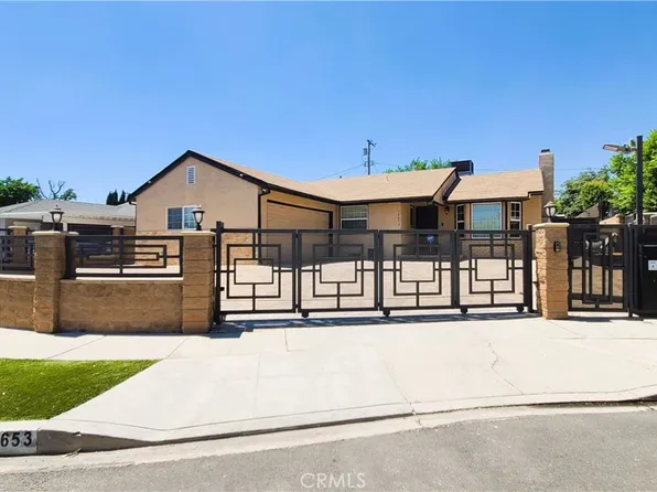 12653 Arminta St, North Hollywood, CA 91605