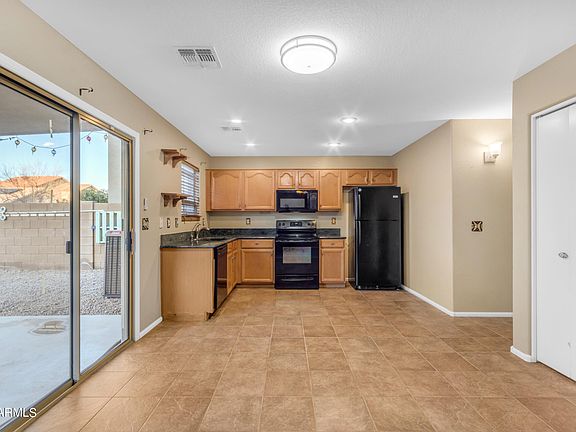 5th image of 42610 W SUNLAND Drive