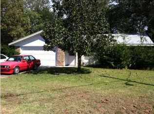 36 10th Ave, Shalimar, FL 32579