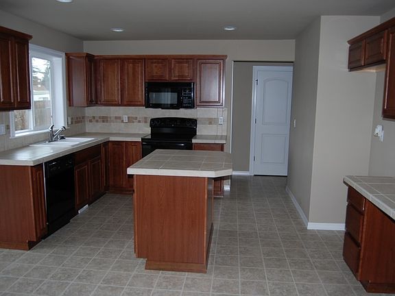 2nd image of 16318 23rd Avenue Ct E