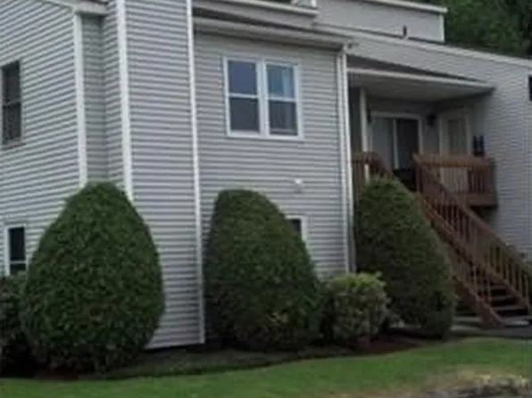 102 Valley Dr, New Milford, CT 06776