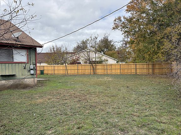 3rd image of 13201 Saxby Ct Unit B