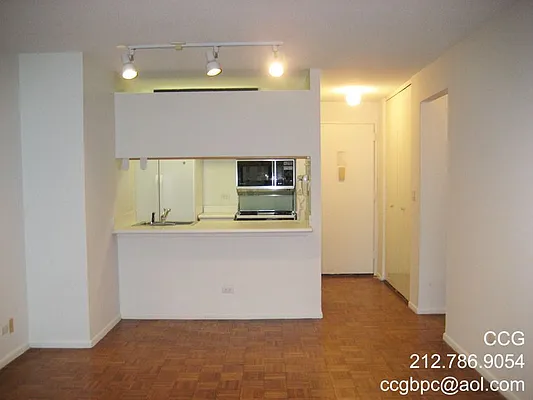 Rented by CCG Real Estate Brokerage | media 9