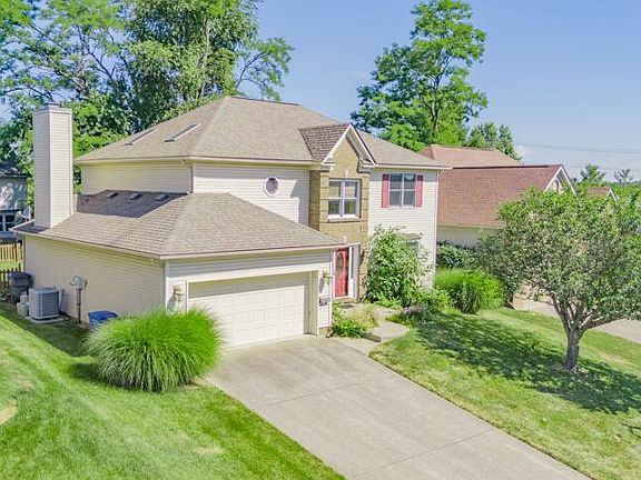 2nd image of 887 Spyglass Ln