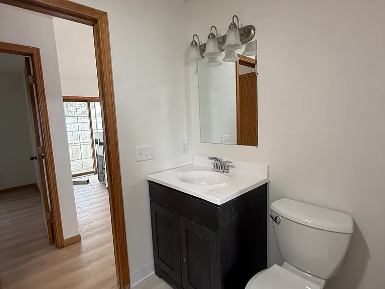 751 W Benton St #1/2 — Photo 6