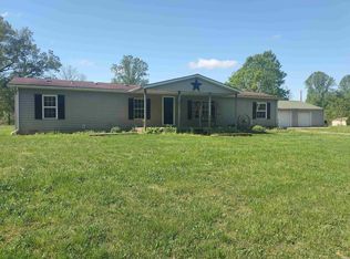 3782 Coveyville Rd, Heltonville, IN 47436