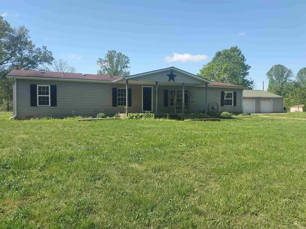 3782 Coveyville Rd, Heltonville, IN 47436