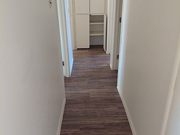 4th image of 1301 E Drexel Rd APT 103