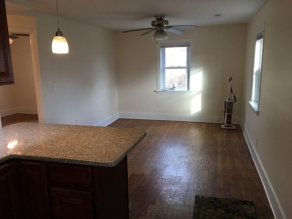 3rd image of 201 N Augustine St