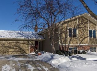 4920 Kirkwood Ln N, Plymouth, MN 55442