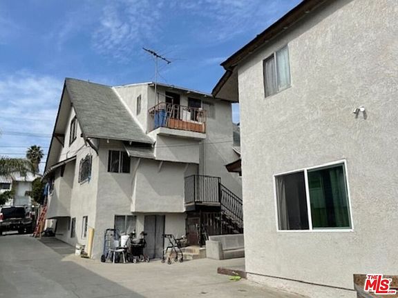 2nd image of 524 N Cummings St