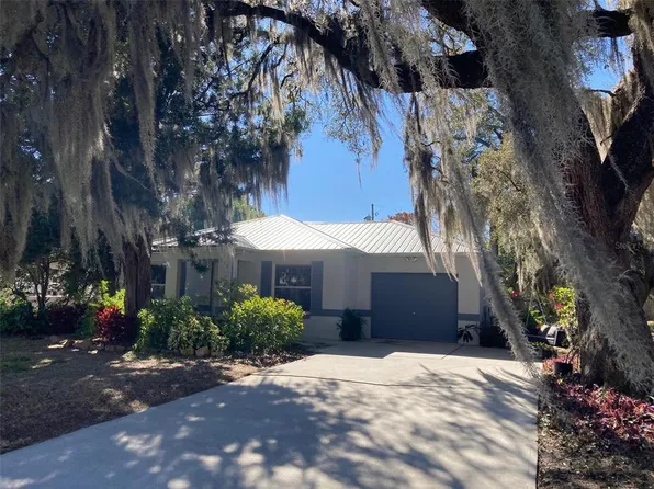222 E Polk Ave, Lake Wales, FL 33853