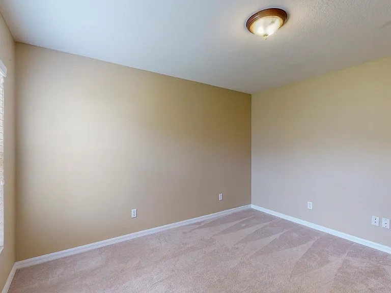57 Pine Dr — Photo 43