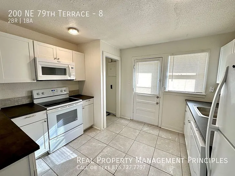 200 NE 79th Ter #8 — Photo 6